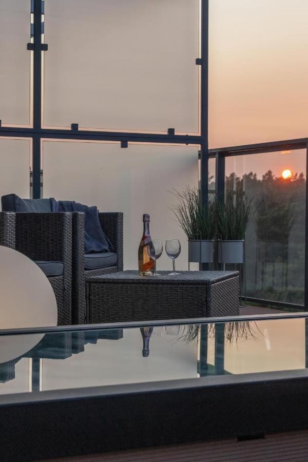 Lighthouse Luxury Penthouse - Jantar Apartamenty Mrzeżyno Esterno foto